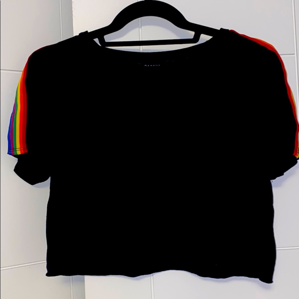 🏳️‍🌈rainbow crop top🏳️‍🌈